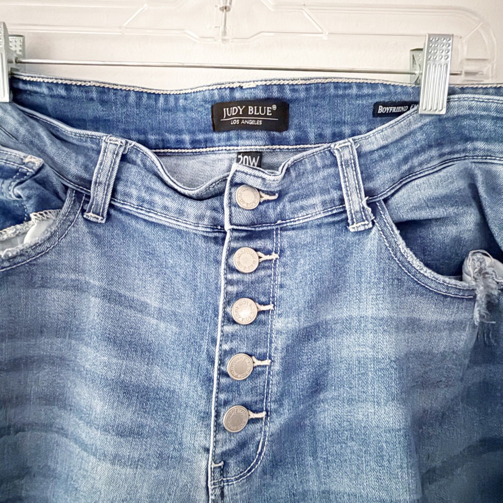 Judy Blue Boyfriend Jeans Women 20W Blue Distressed High Rise Button Fly Casual - Picture 2 of 10